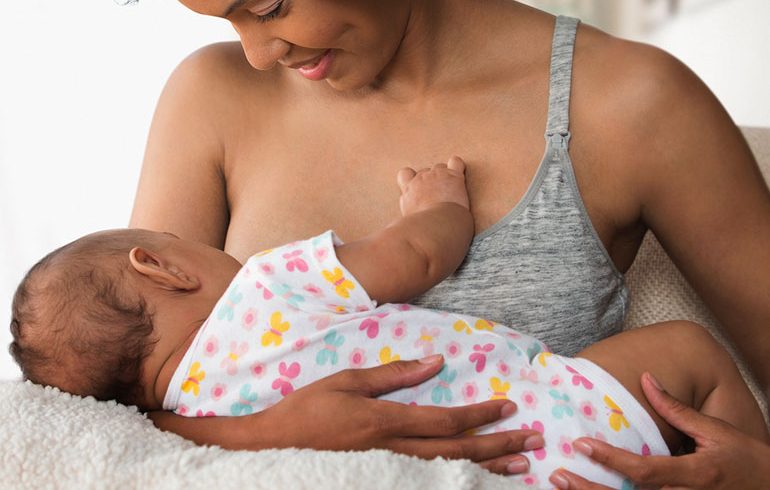 JINSI YA KUNYONYESHA MTOTO NA FAIDA ZAKE!